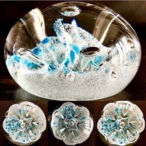 CAITHNESS ART PAPERWEIGHT